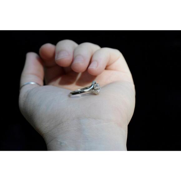 Alternative Diamond Engagement Ring Size 7 14k Solid Gold - Picture 5 of 10